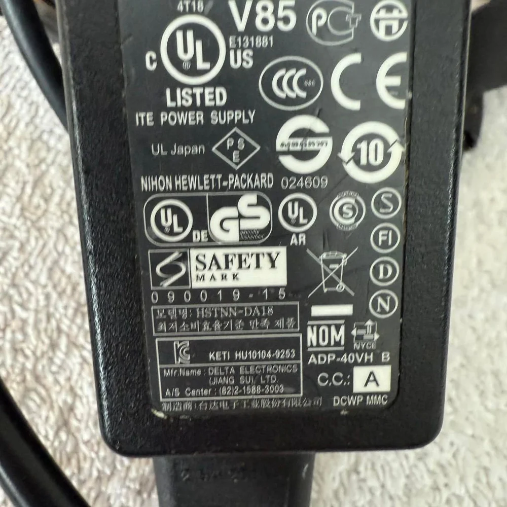HP Black Laptop Power Adapter Charger One Size